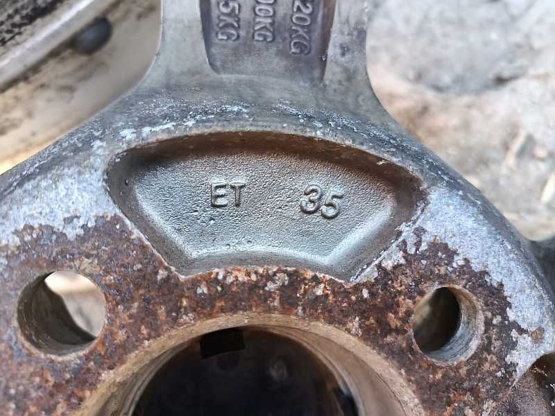 Продам легкосплавные диски