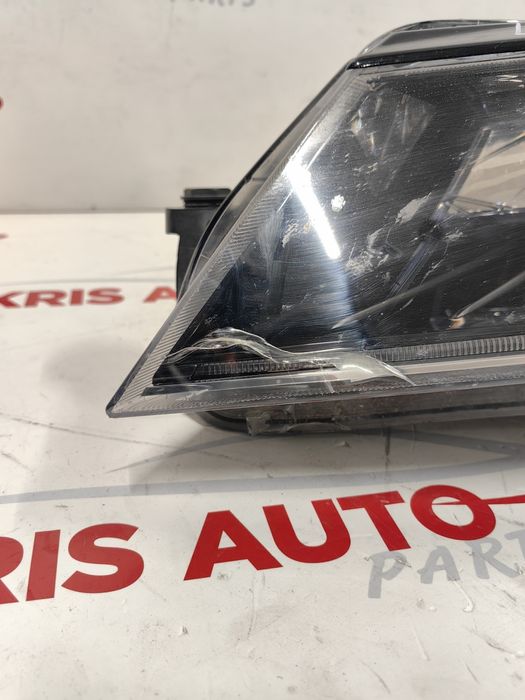 Ляв фар Skoda Superb Xenon LED 2018г