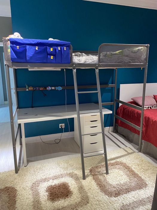 Кровать Икеа с матрацом