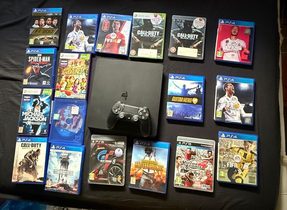 PS4 Slim + 1 Controller + 18 Jocuri