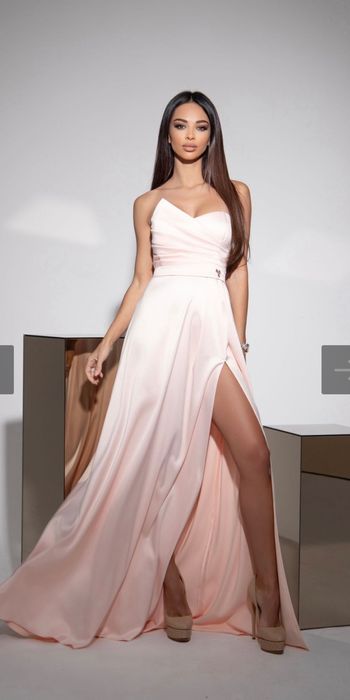 Официална рокля, обувки, обеци, колие - пълен комплект