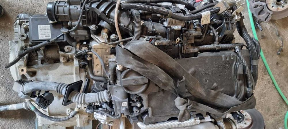 Turbina turbo completa cu galerie BMW F45 F46 F48 F39 8513635 1.8d B47