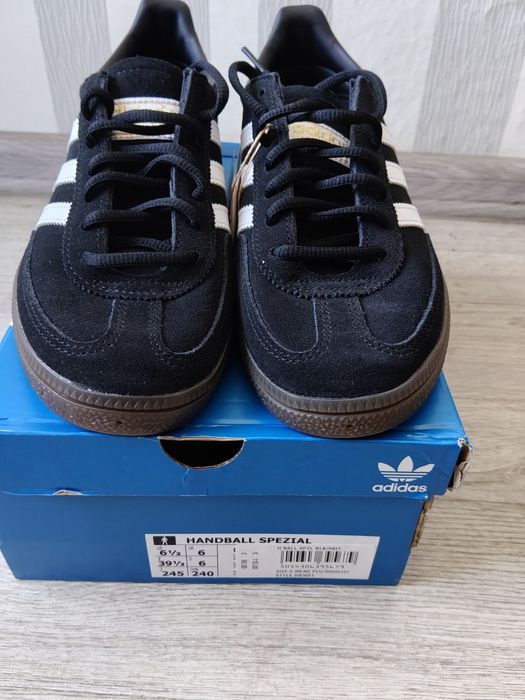 Нови спортни маратонки Handbal Special