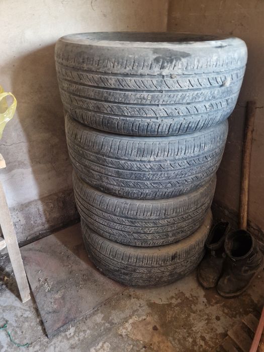 Резина летняя.  Летняя