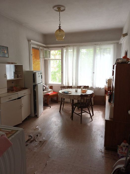 Продава се Тристаен апартамент в София, Гео Милев - 120 кв.м за 2742 €/кв.м - Снимка #3