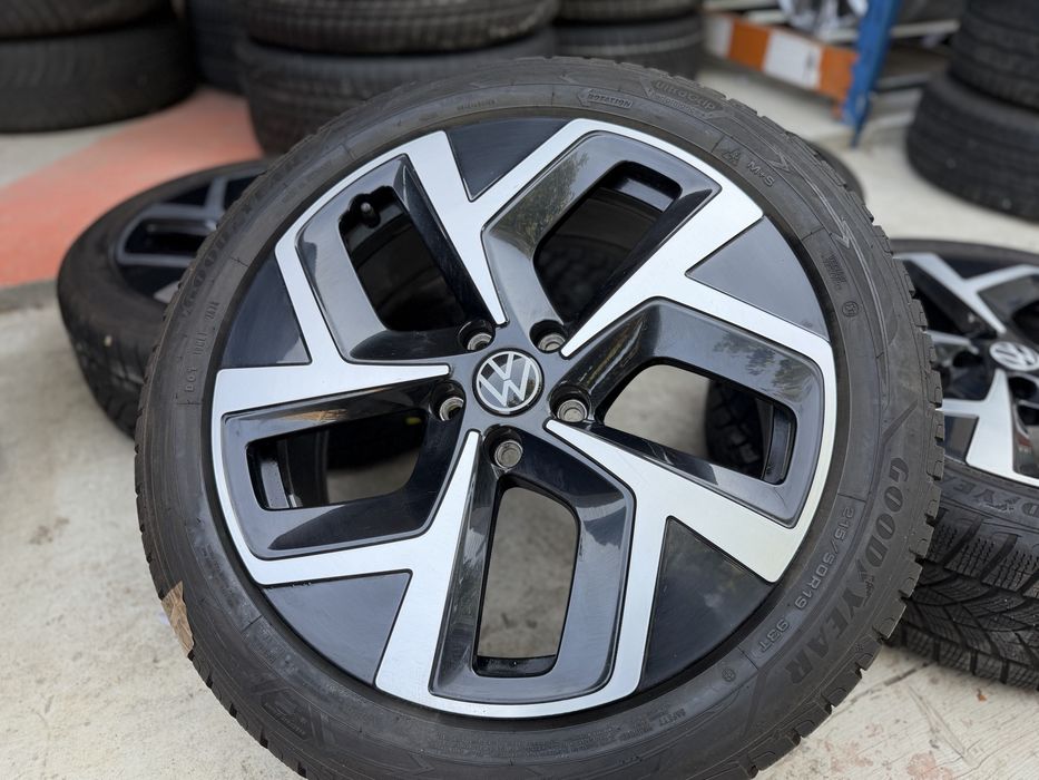 Roți originale VW ID.3 Wellington R19 215/50 R19 Goodyear iarnă Ca Noi