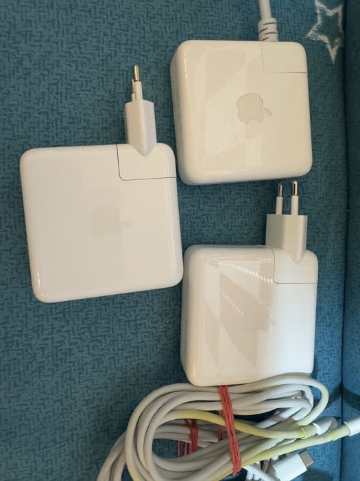 Incarcator Apple USB-C 61W pentru MacBook Pro 13" cu Cablu