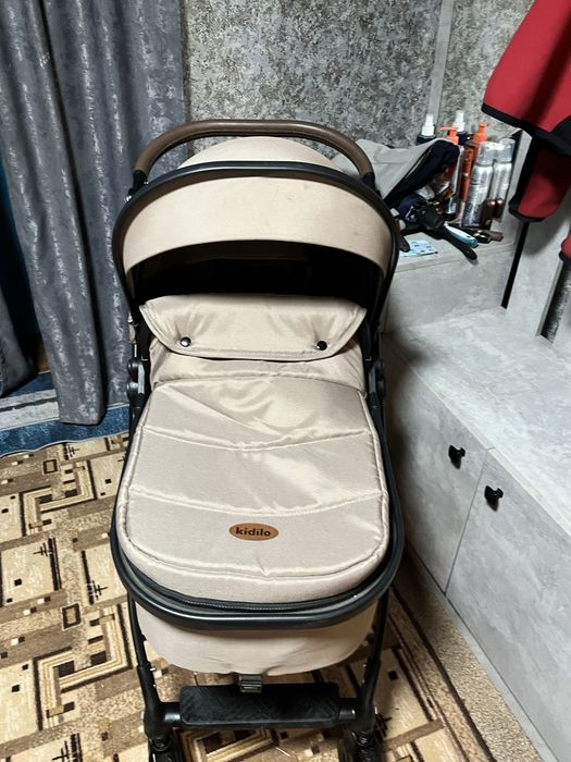 Продам детскую коляску фирмы Kidilo
