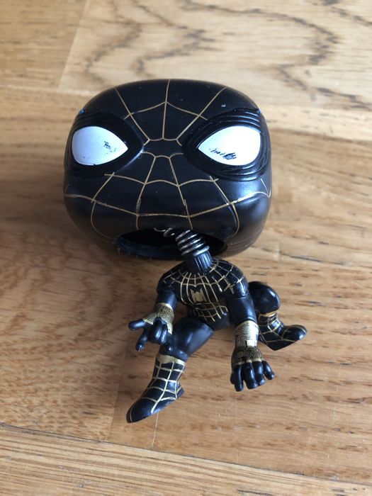 Funko Pop! Черно-Златен Спайдърмен