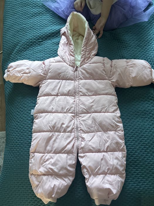 Продам коляску и вещи на девочку