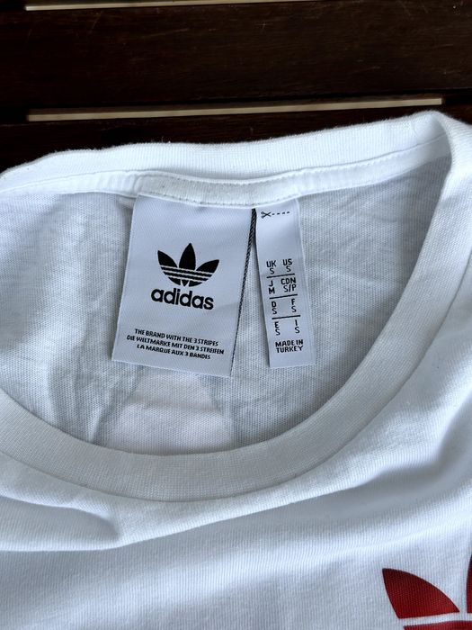 Мъжка тениска Adidas Originals (Berlin) - размер S, Отлично състояние