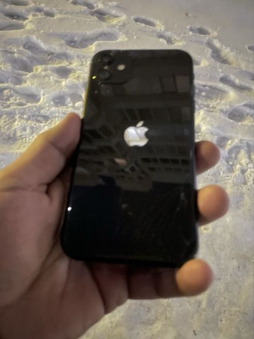 Iphone 11 продам срочно