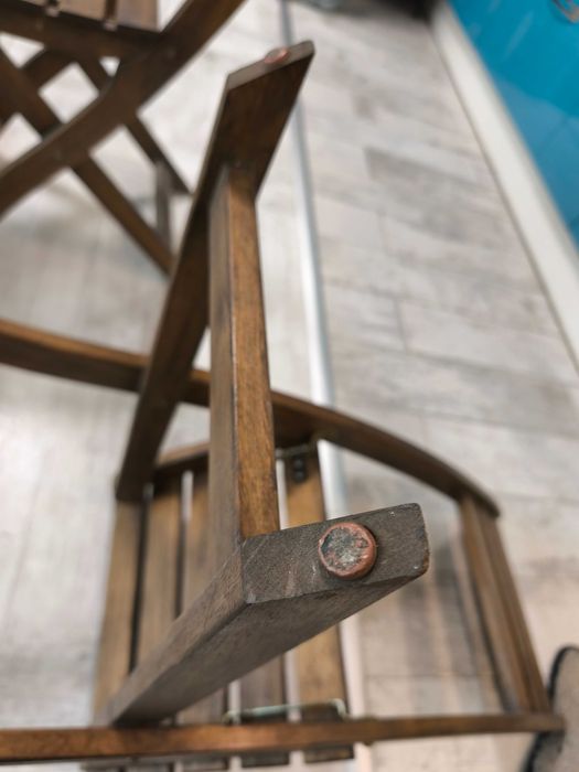 Комплект градински мебели от дърво, маса и три столаа