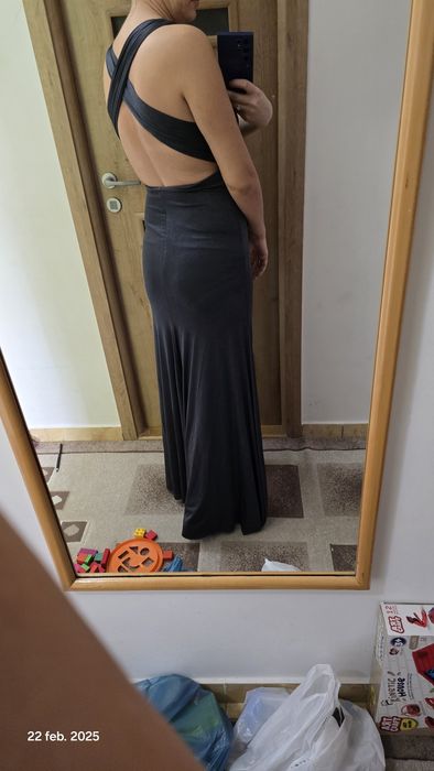 Vand rochita eleganta , pt ocazii