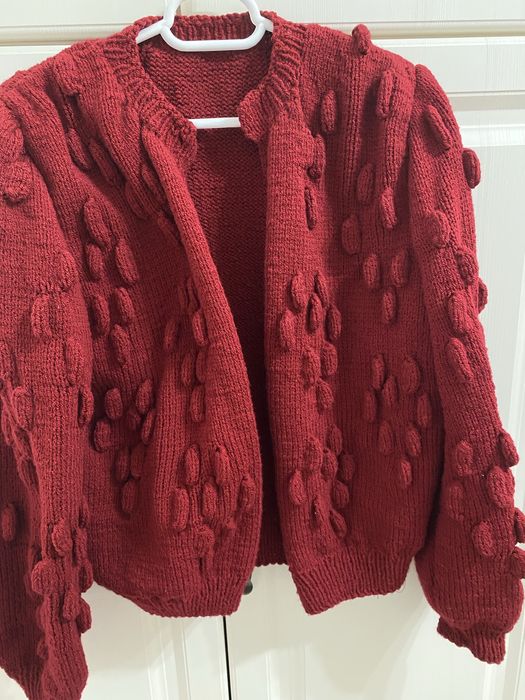 cardigan tricotat manual