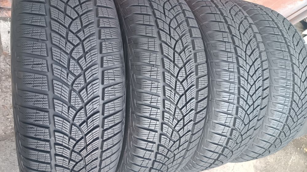 215/65/16 Goodyear