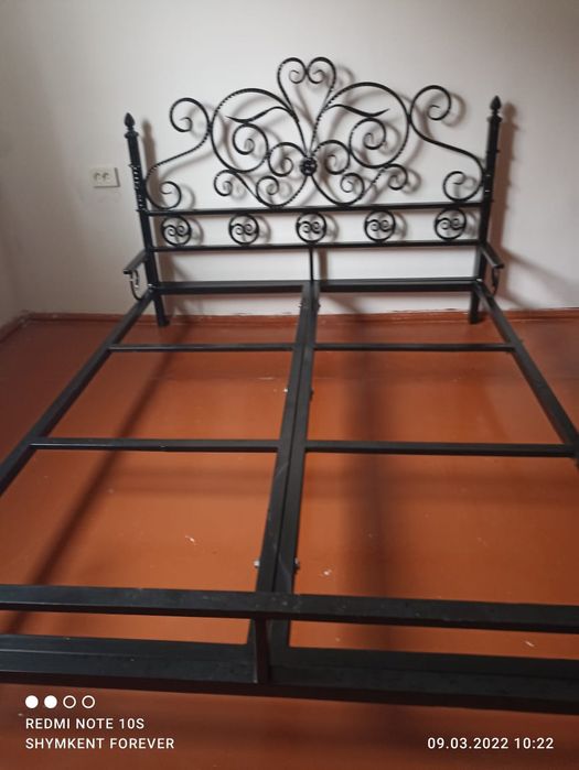 Крават железный  без матраса