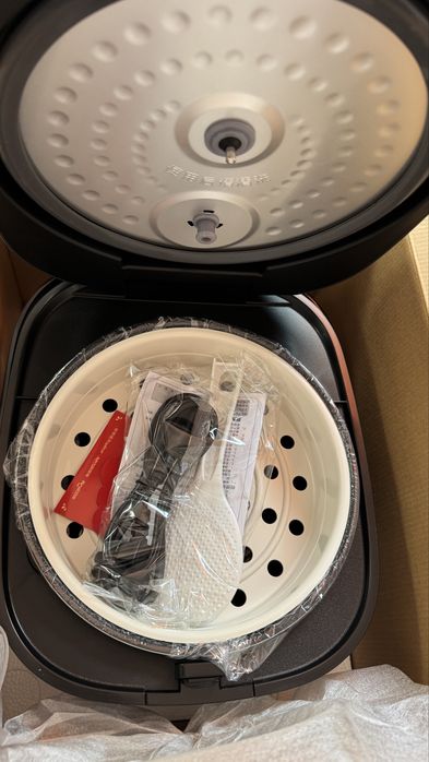 Новая мультиварку (пароварка)