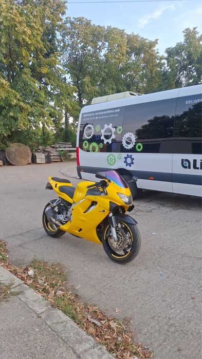 Vand honda cbr f4 in stare impecabila