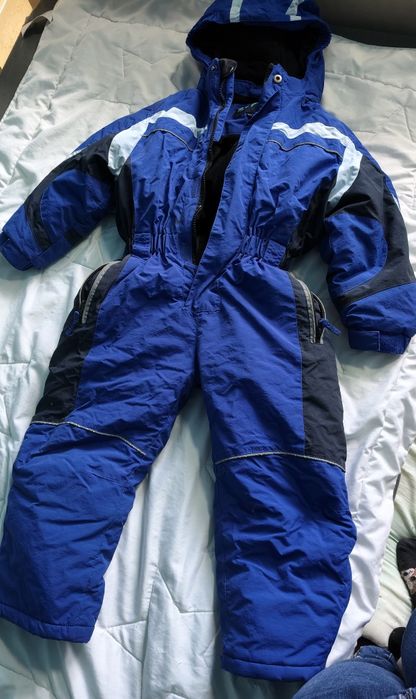 Combinezon mărimea 104