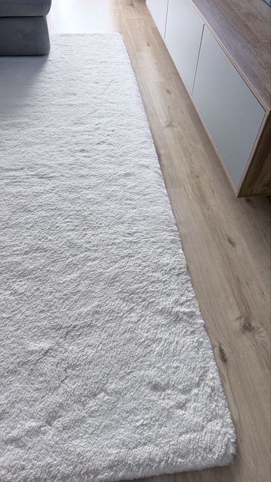 Covor alb 200x300