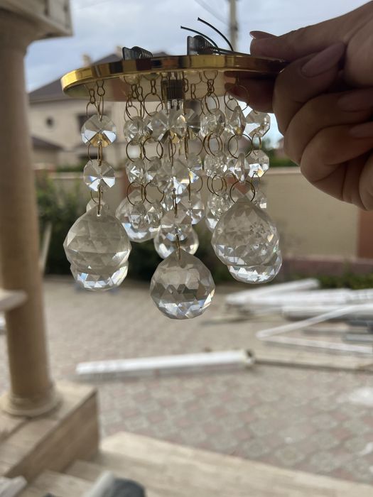 Точечный , люстра