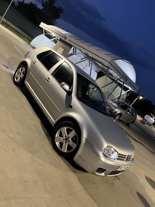 VOLKSWAGEN Golf 2001 — imagine 3