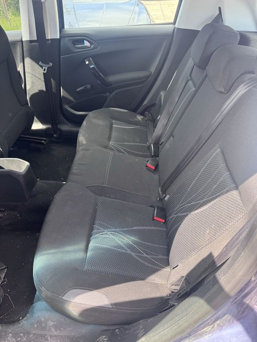 Set bancheta banchete spate Peugeot 208 2013-2019