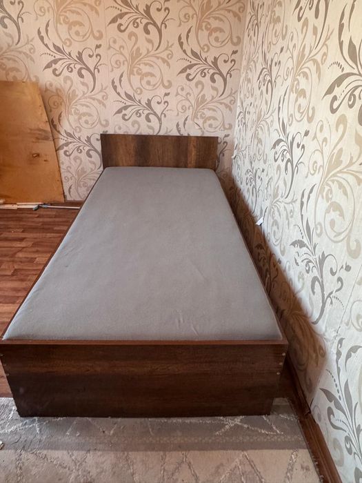 Жақсы қалыпта сақталған кереует сатылады