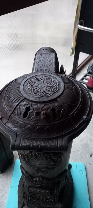 Печка на твърдо гориво!Уникат работи перфектно. Ретро само за ценители