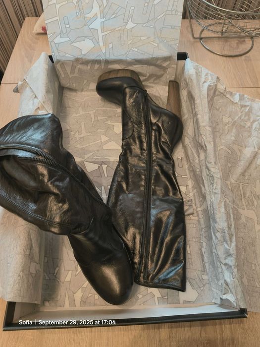 Продавам дамски ботуши естествена кожа Miss Sixty