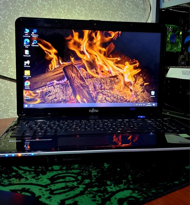 Продам ноутбук  Fujitsu AH531