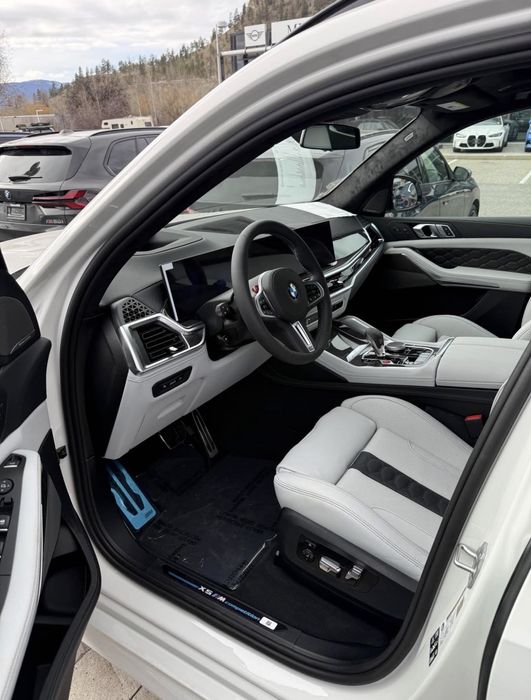 BMW X5 M 2026 — 8