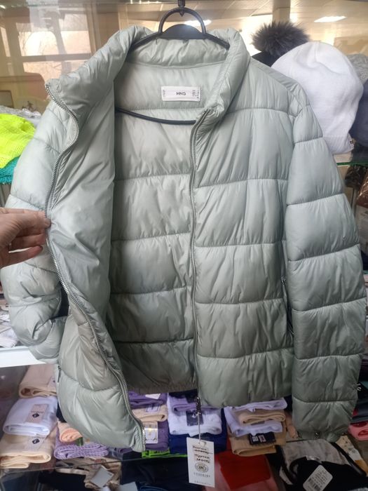 Продам куртку весна осень