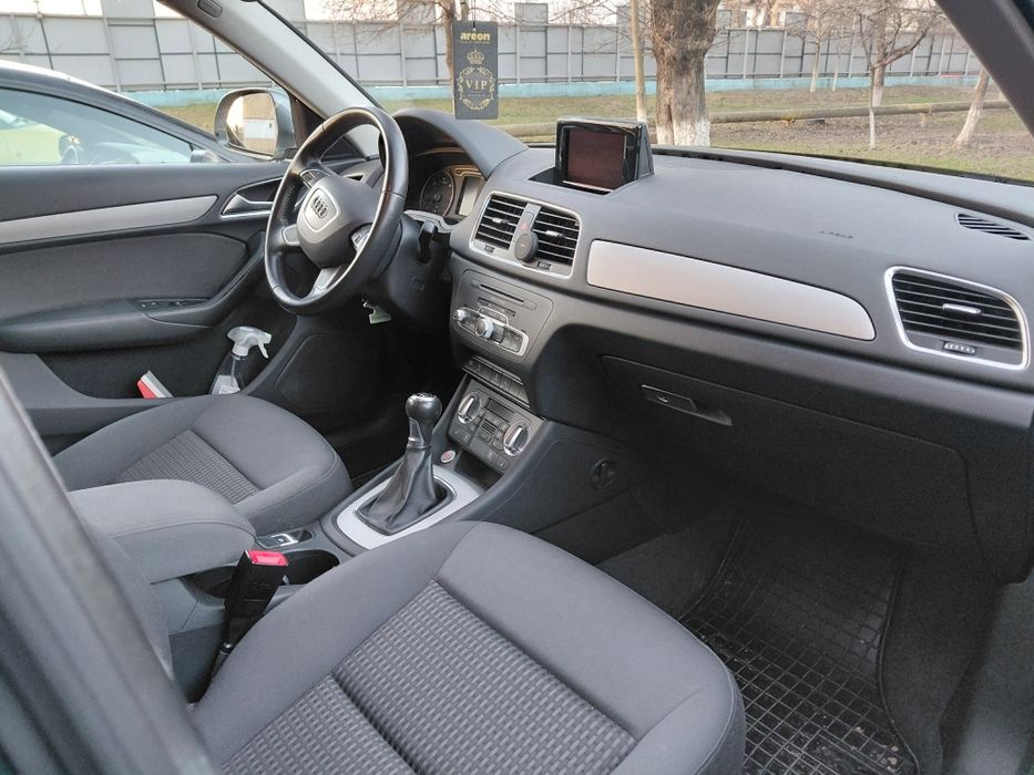 Audi Q3, 20 tdi 140 cp