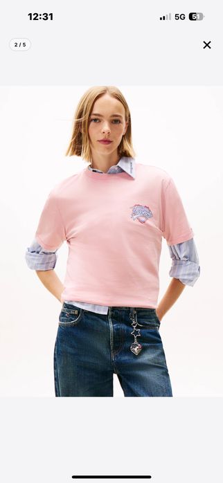 Тениска Tommy jeans.