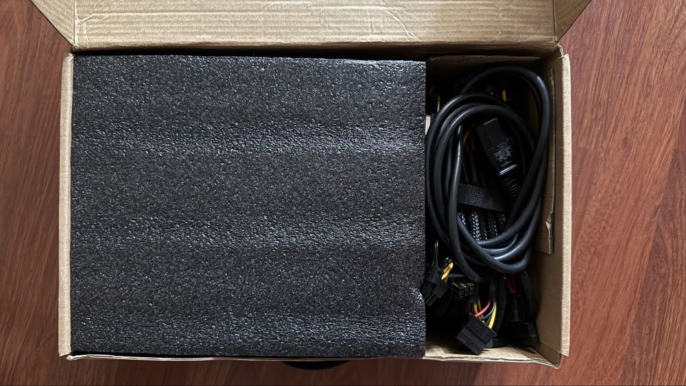 Sursa PC 1800W platinum