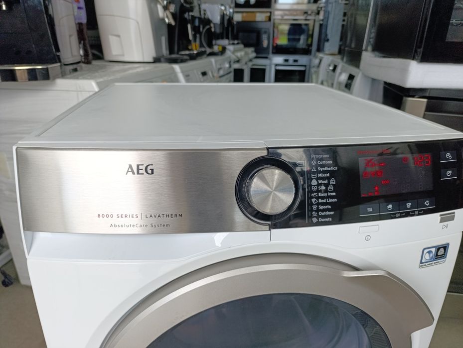 Сушилня с Термопомпа AEG 8000 8кг А+++
