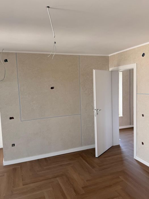 Casă modernă de vânzare