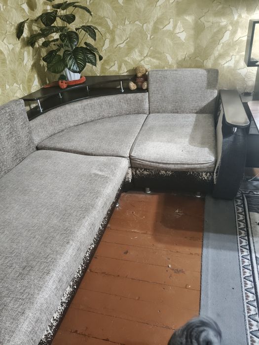 Продам угловой диван