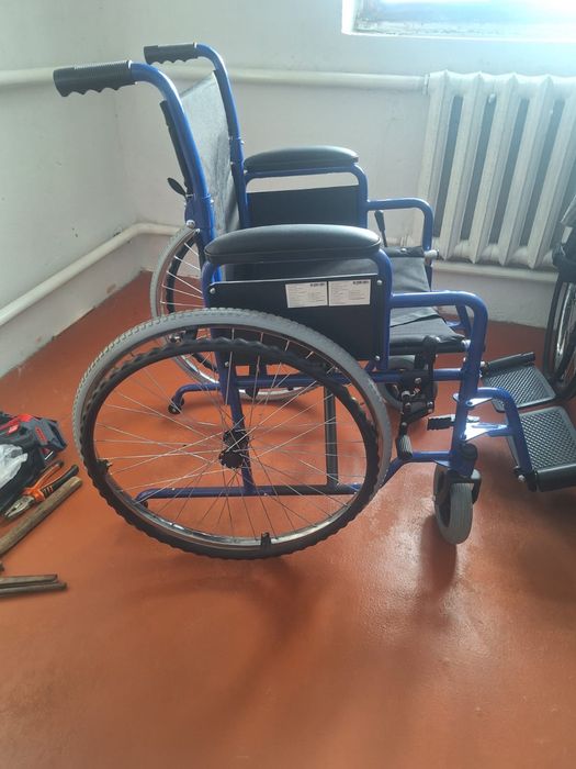 Продам инвалидные коляски