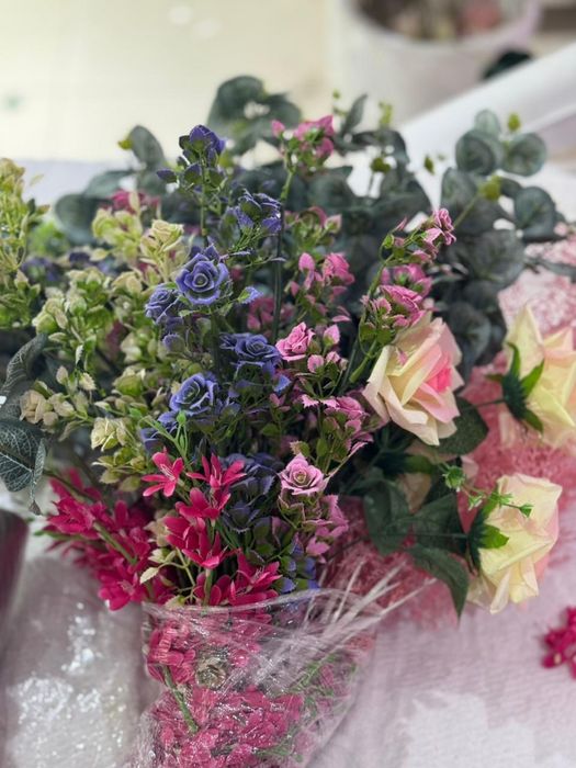 Продам цветы разные, большие