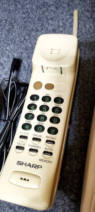 Продаю радио телефон