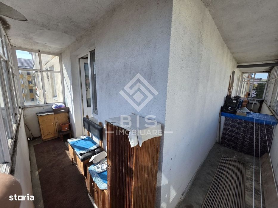 Apartament 3 camere decomandate Etaj 3