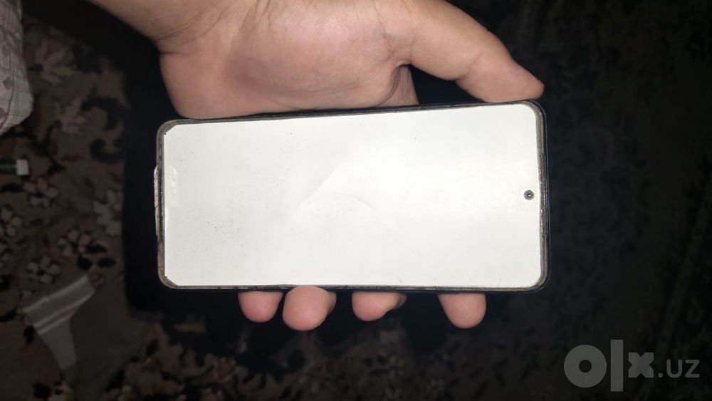 Redmi 11s ekran singanid ishlid hamasi zo’r imei o’tgan