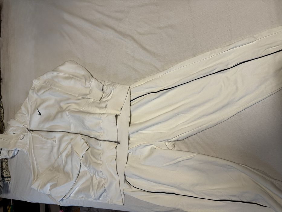 Комплект анцунг и комплект дънкова пола и яке голям размер