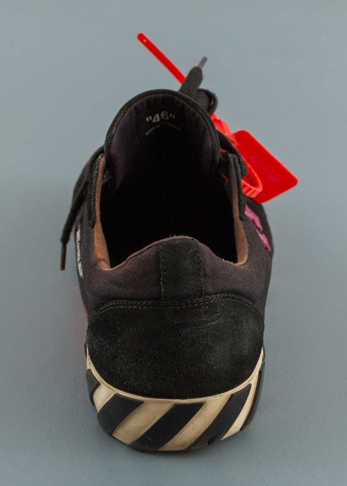 Оригинални  мъжки обувки Off White 46 номер