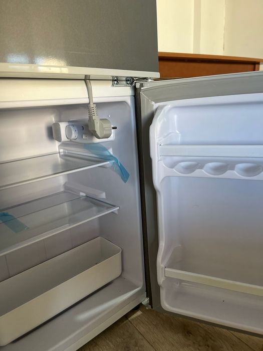 Продам новый холодильник