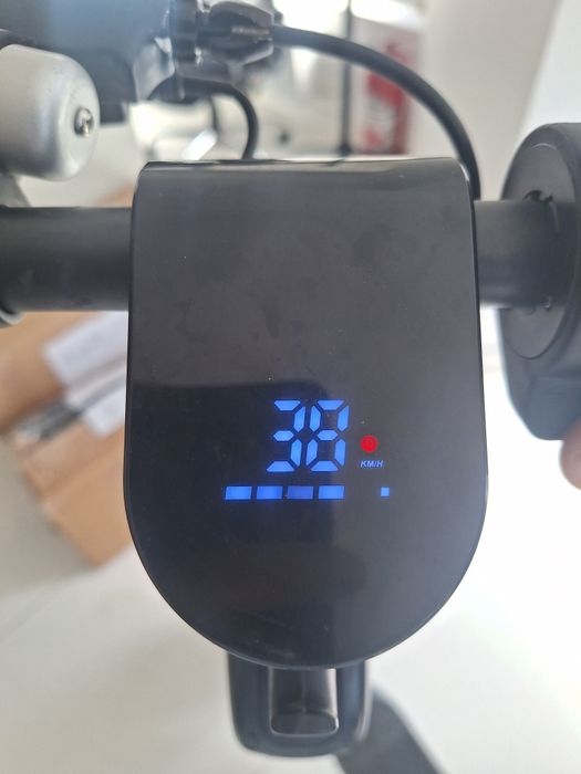 Trotineta JIVR Scooter Plus