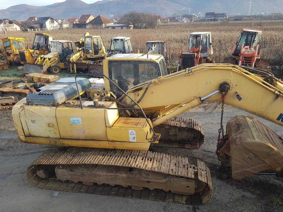 Dezmembrez excavator Komatsu PC 210 LC-8-piese de schimb Komatsu